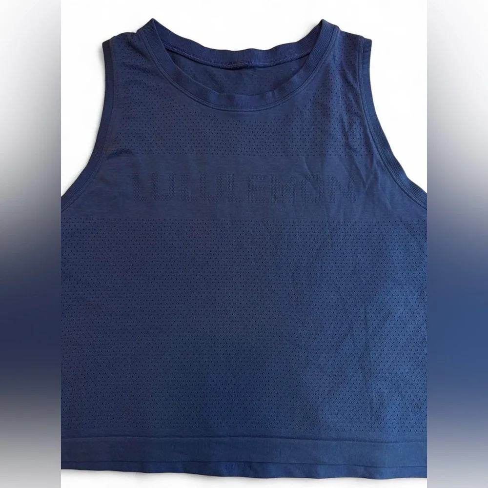Lululemon Breeze By Muscle Crop Tank - Jet Stream Blue